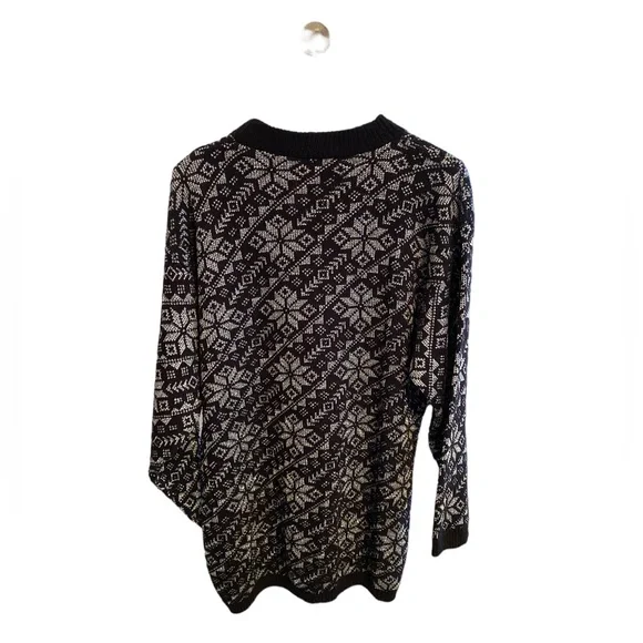 Headliners - Picture 2 of 2